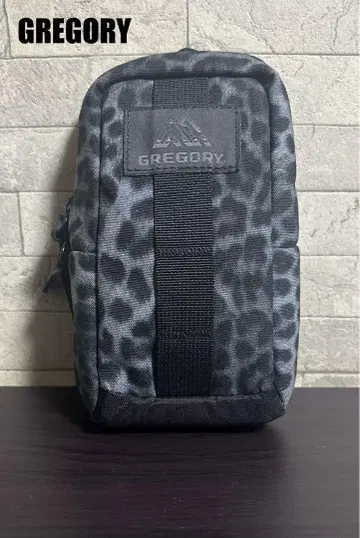 GREGORY 퀵 패딩 케이스 M 블랙 레오파드 무늬 그레고리