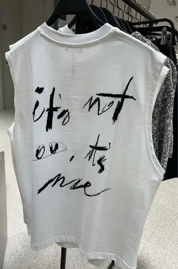 ZARA 자라 릴랙스 핏 텍스트 탱크탑 XL 사이즈 완판템