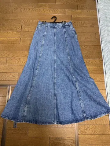 새상품급 ZARA 데님 플레어 스커트