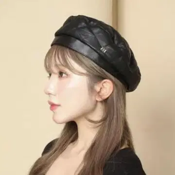 퀼팅 가죽 베레모 다리치