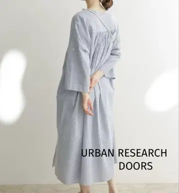 URBAN RESEARCH DOORS 스탠드 카라 원피스 스트라이프