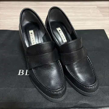 DIANA 블랙 로퍼 약 6cm 힐