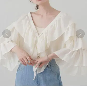 kastane 소매 프릴 레이스업 볼레로