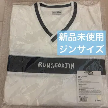 미사용 새상품 V-NECK 진 사이즈 티셔츠 화이트 WHITE