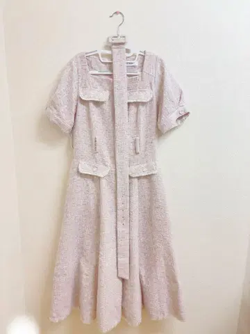 Her lip to Classic Tweed Belted Dress S
