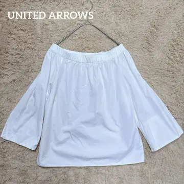 [유나이티드 애로우즈] 오프숄더 블라우스 캐주얼 깔끔 스타일