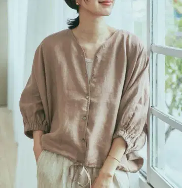 URBAN RESEARCH DOORS 린넨 드로스트 돌먼 블라우스