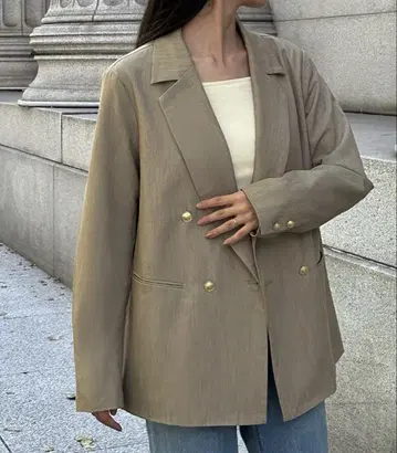 금 버튼 테일러드 자켓 라이트 베이지