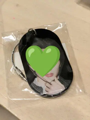 초특급 타쿠야 키라리 스크래치 아크릴 택 키링