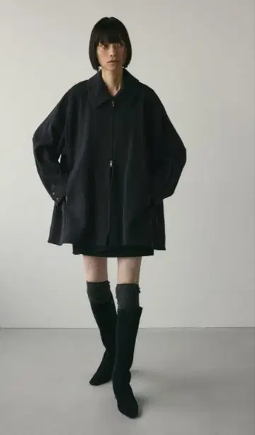 턱 슬리브 텐트 라인 자켓