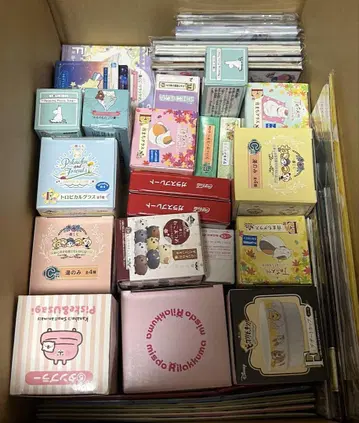 애니메이션 굿즈 대량