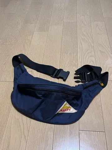 KELTY 바디백 네이비 미니백