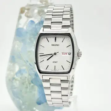 SEIKO 세이코 SPIRIT 스피릿 빈티지 쿼츠 손목시계