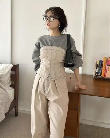 릴리 브라운 데님 코르셋 뷔스티에