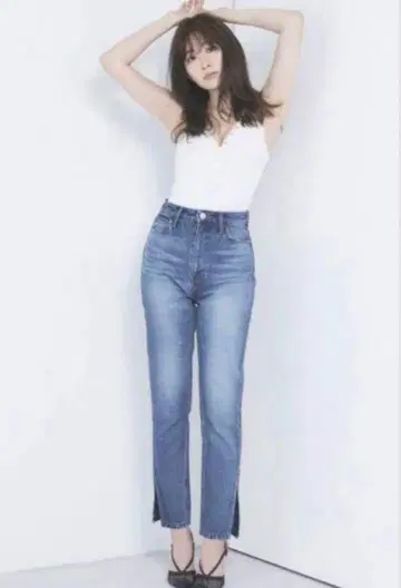 Her lip to Tokyo High Rise Jeans 데님 24