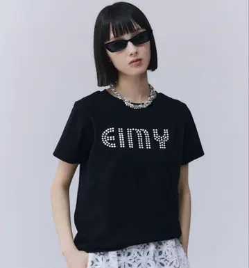 eimy 펄 로고 티셔츠