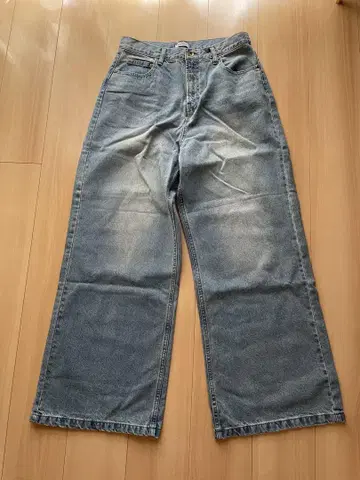Regen Glanz 라이트 블루 와이드 배기 데님