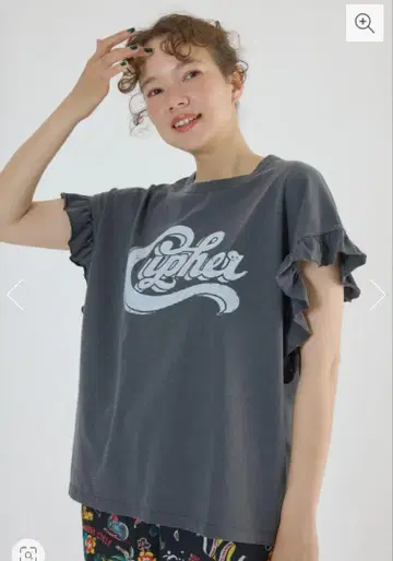 로데오 크라운 Vintage Graphic 프릴 티셔츠