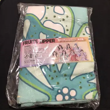FRUITS ZIPPER 사쿠라이 유이 gigo 콜라보 후드 부착 타월