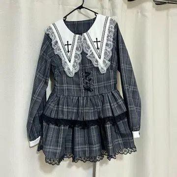 [ MA*RS ] 크로스 자수 3단 프릴 셋업