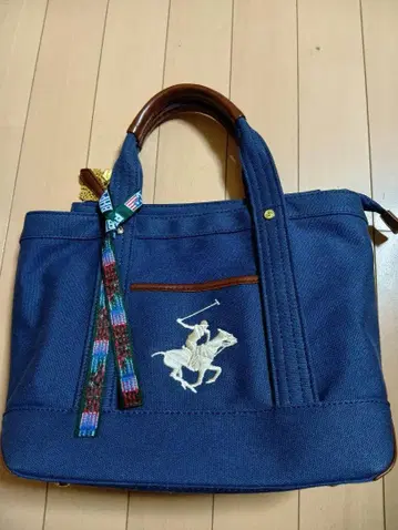 Beverly Hills Polo Club 캠퍼스 토트백