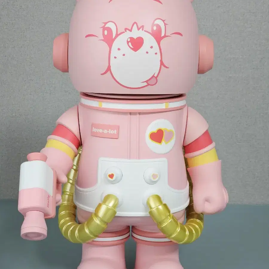 Pop Mart Mega Space Molly Care Bears Love-a-Lot Bear 400