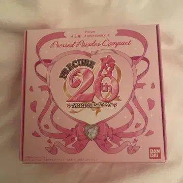 프리큐어 20th Anniversary 프레스드 파우더 컴팩트