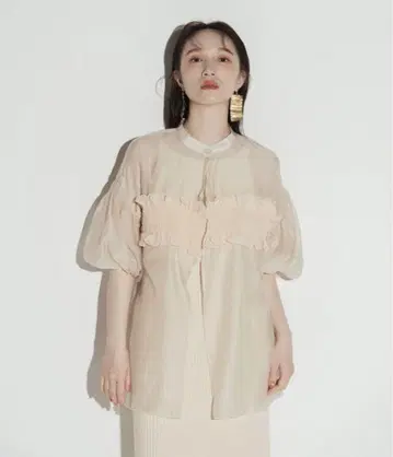 Eaphi bustier line sheer blouse / beige