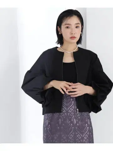 NATURAL BEAUTY BASIC 벌룬 슬리브 블루종 블랙