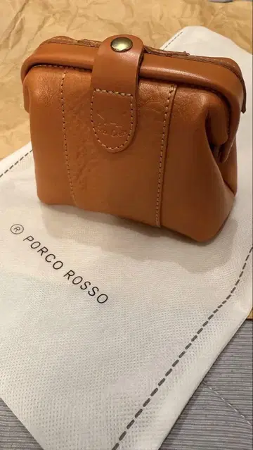 포르코 로쏘 가마구치 파우치 거의 새상품