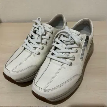 JOYA 23cm 화이트 가죽 스니커즈 지퍼
