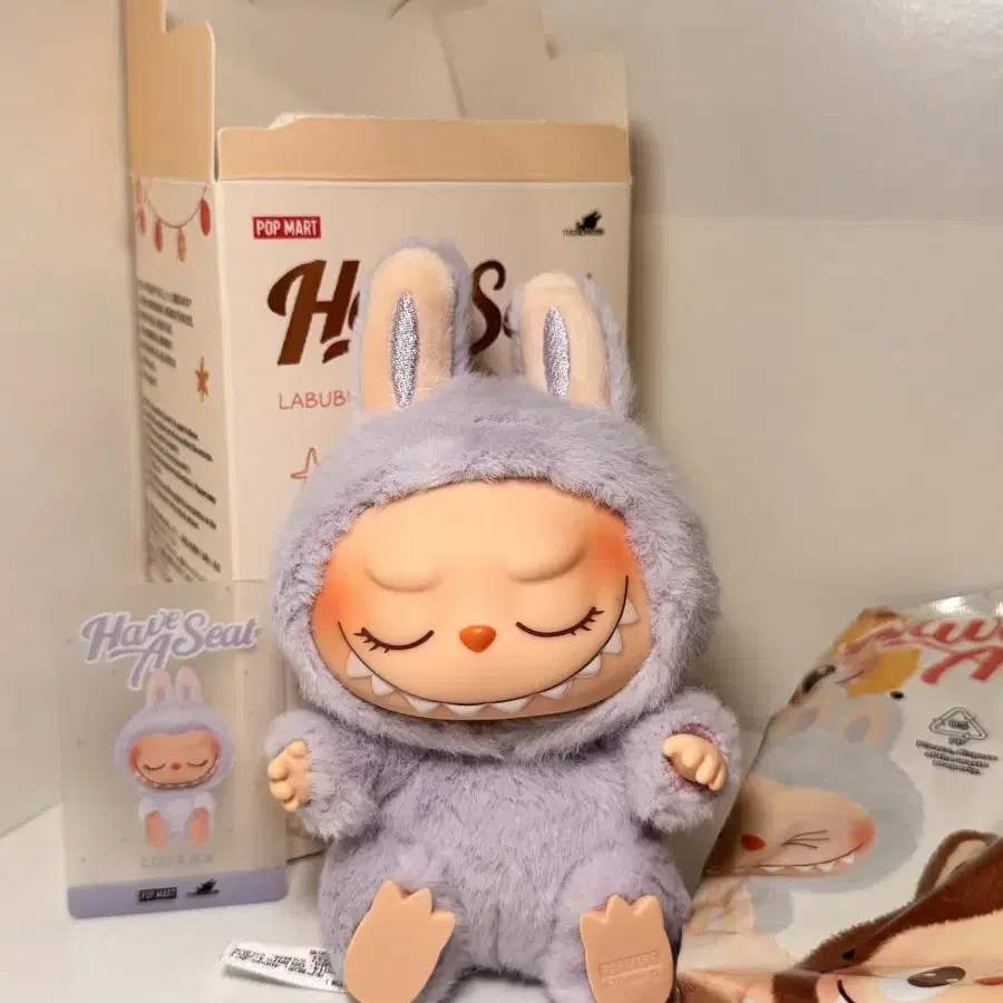 キーホルダー・キーリング Pop Mart Labubu Let's Play Together Doll Series Hehe Keyring Buy POP MART Labubu 7-Piece Doll Keychain Set – Limited