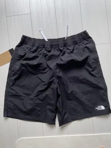 새상품 노스페이스 버사타일 미드 NB42331 블랙 L 사이즈