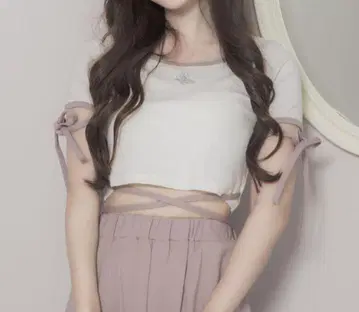 pium 바이컬러 테이프 티셔츠 리본 핑크 화이트 자수