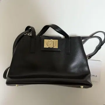 FURLA 블랙 가죽 숄더백 2WAY 백