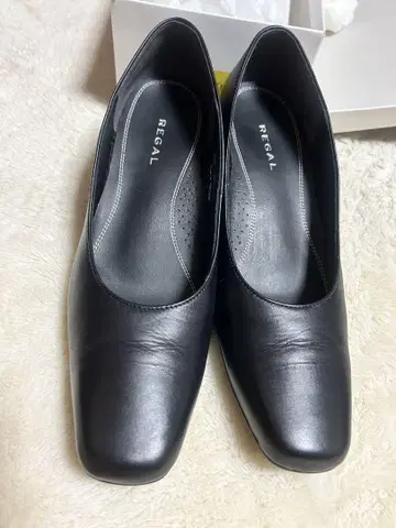 REGAL 블랙 펌프스 24.5cm 힐 5cm