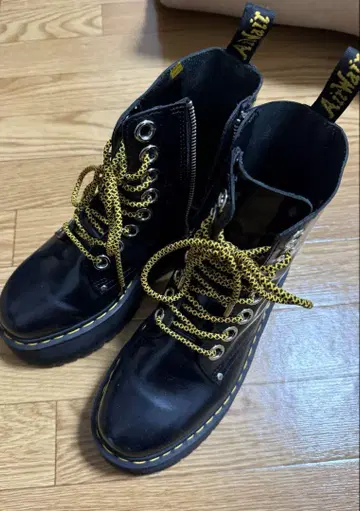 닥터 마틴 Dr.Martens 부츠