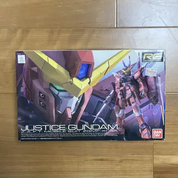 BANDAI JUSTICE GUNDAM ZGMF-X09A 1/144