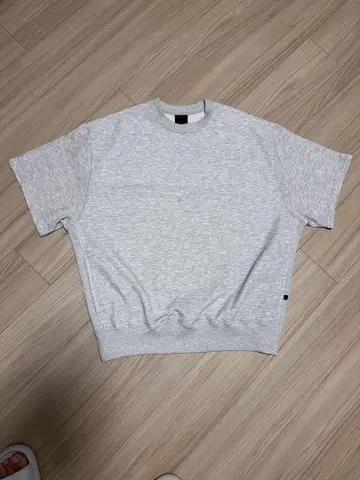 DAIWAPIER39 TECH SWEAT CREW 그레이 크루넥