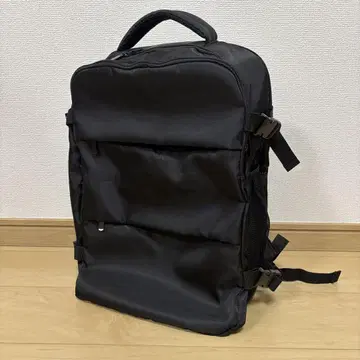 스퀘어 나일론 백팩