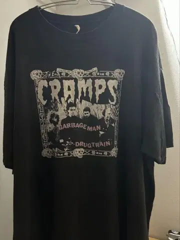 더 크럼프스(THE CRAMPS)가 사용한 티셔츠