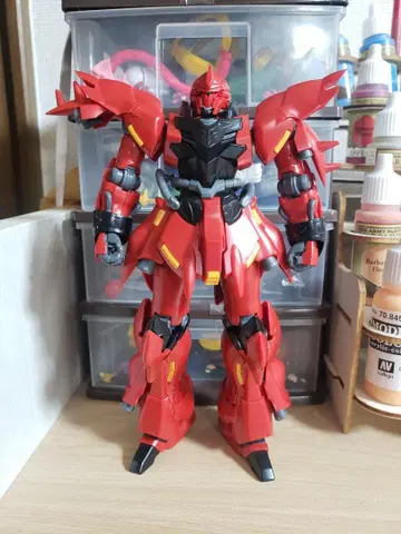 건담 HG 1/144 시난주 MSN-06S