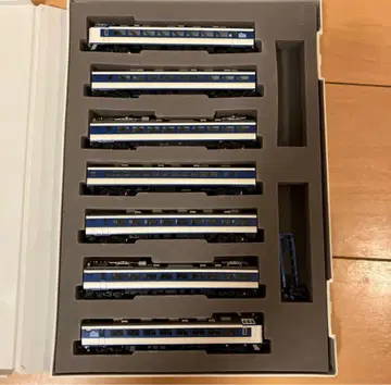 485계 시라사기 쿠로481-2300