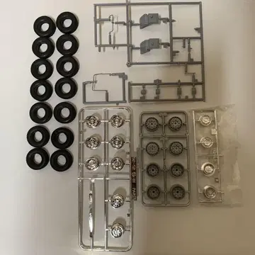 아오시마 데코토라 1/32 부품
