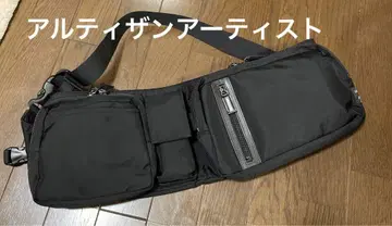 아티산 아티스트 웨스트 파우치 바디백 블랙