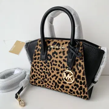 MICHAEL KORS 레오파드 무늬 백