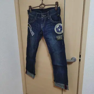 스트레이트 데님 패치워크 디자인