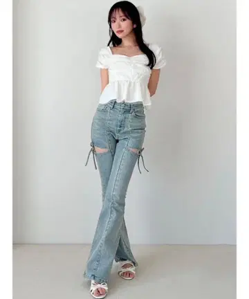 RESEXXY 컷 아웃 리본 데님 팬츠