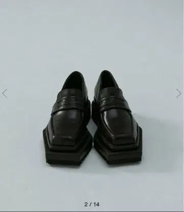 멜트 더 레이디 스퀘어 로퍼 40