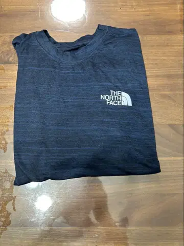 THE NORTH FACE 다크 블루 T셔츠